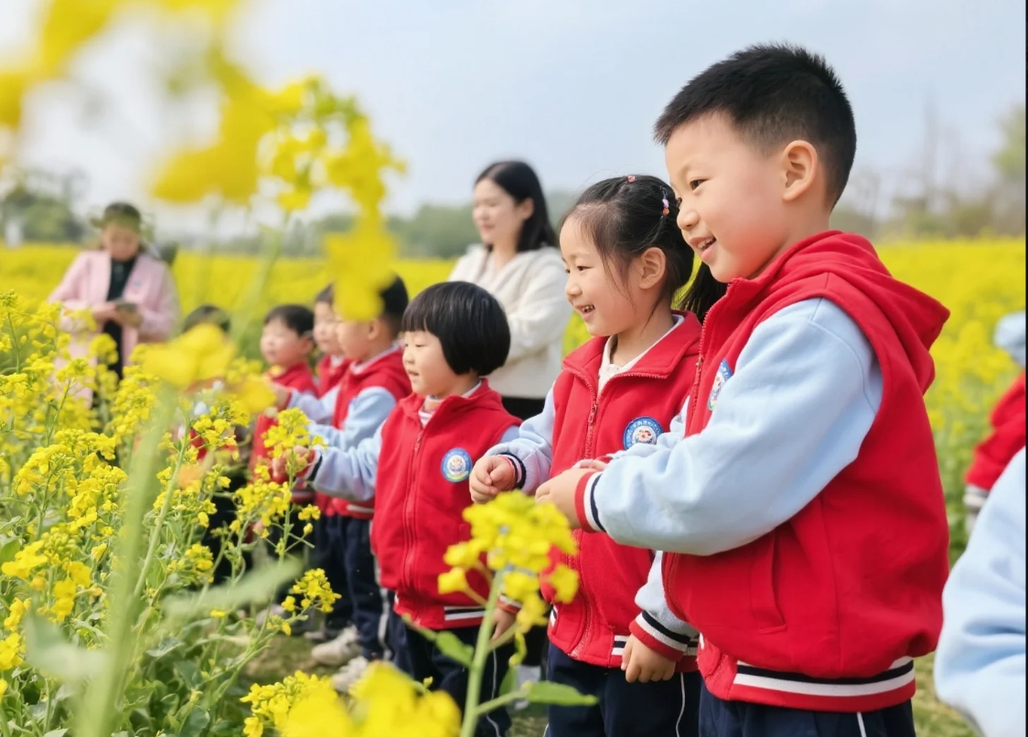 童心探世界，親子樂無邊-幼兒園親子春季研學(xué)課程